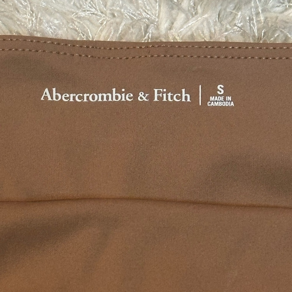 Abercrombie & Fitch Brown Tan Athletic Dress - Picture 3 of 5